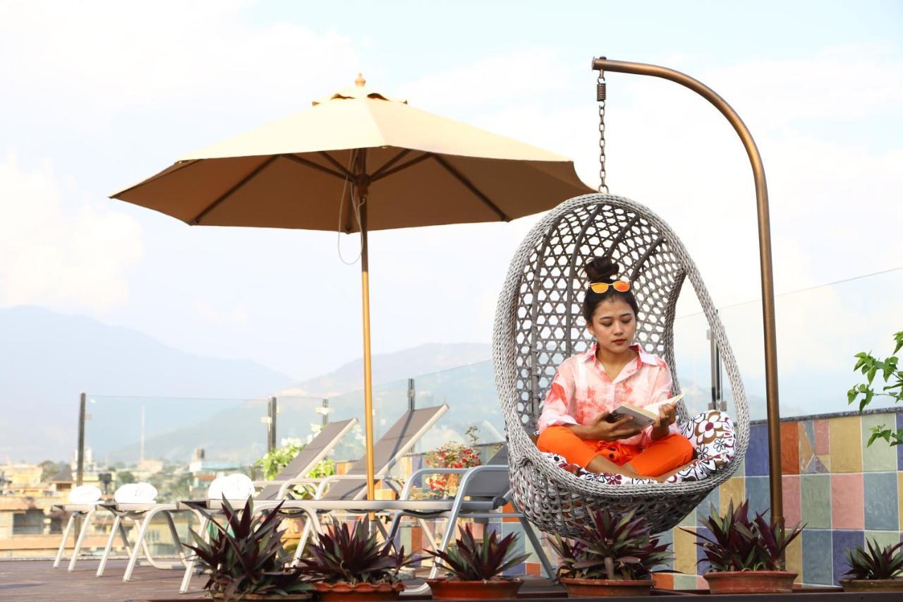 Dahlia Boutique 4*